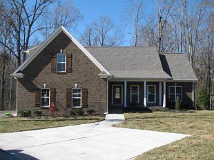 1st image of 112 Chickasaw Ct
