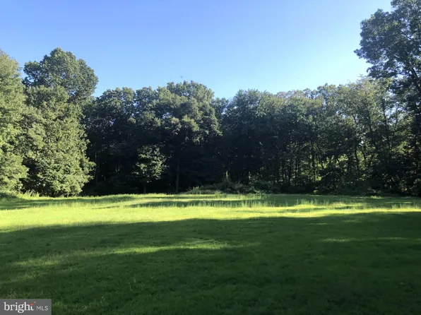 2427 Harkins Rd, White Hall, MD 21161