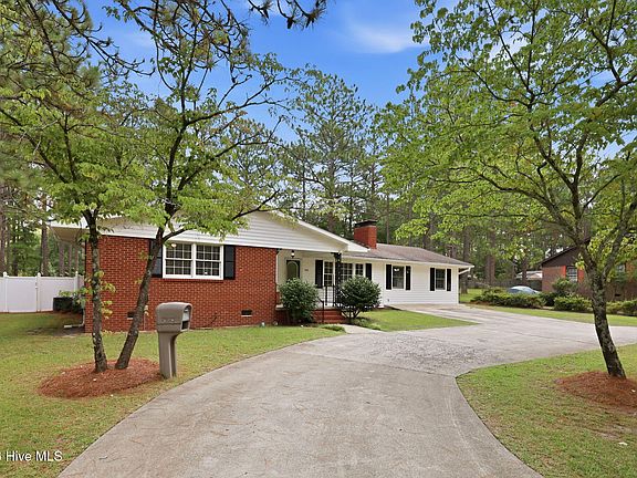 3rd image of 108 Pee Dee Road