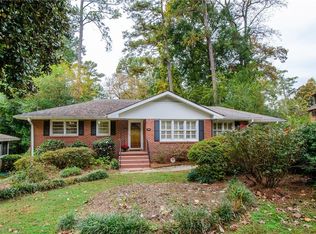1916 Ravenwood Way, Atlanta, GA 30329