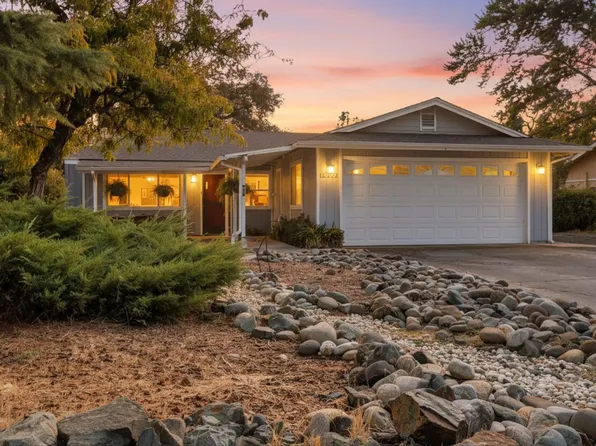 18177 Lake Forest Dr, Penn Valley, CA 95946