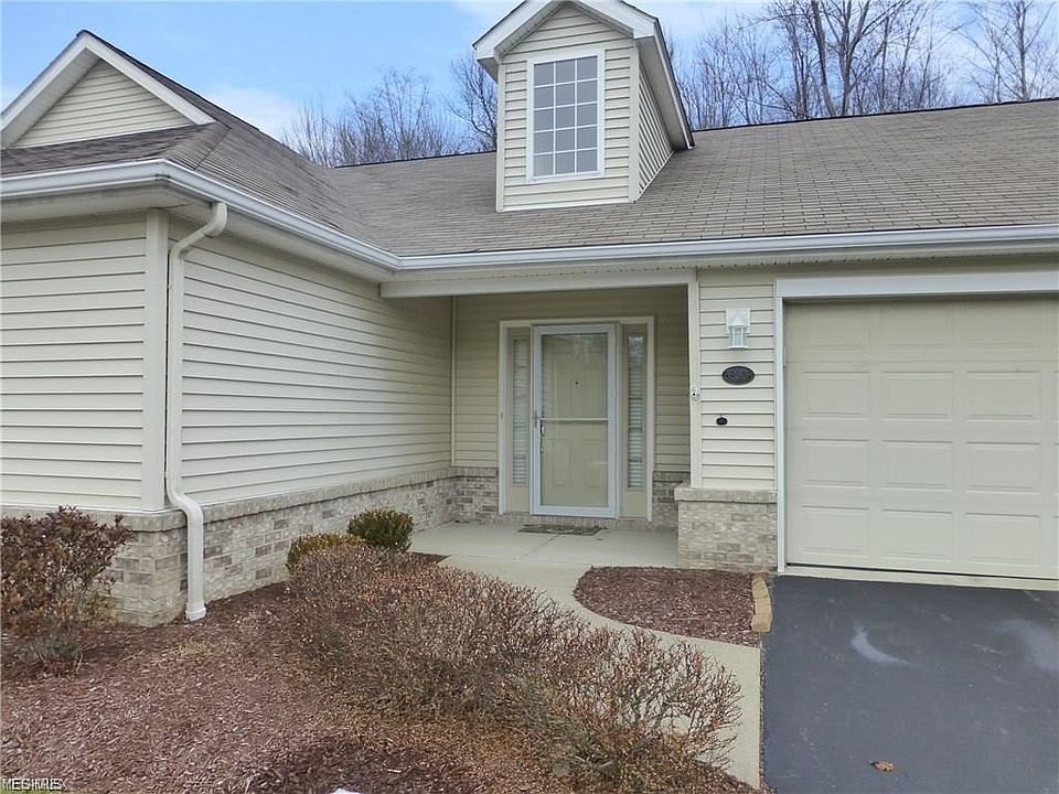 2nd image of 5800 Herons Blvd Unit C