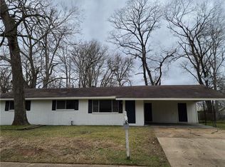 2207 Magnolia Ln, Alexandria, LA 71301