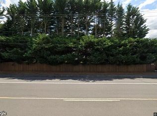 2460 Cal Young Rd, Eugene, OR 97401