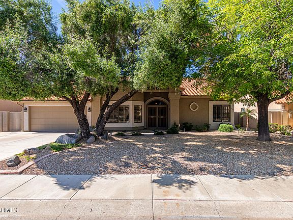 4th image of 19802 N 95TH Avenue