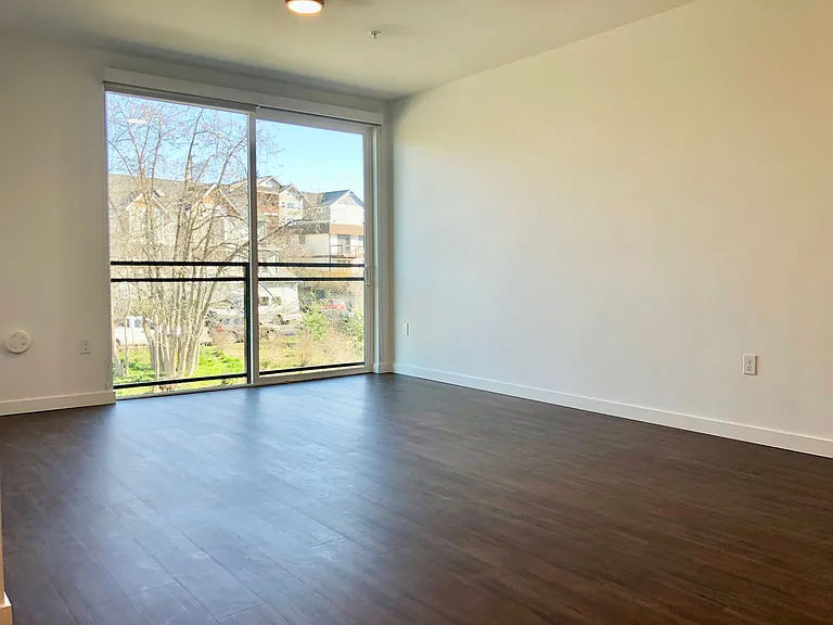 Spur Apartments — Photo 98