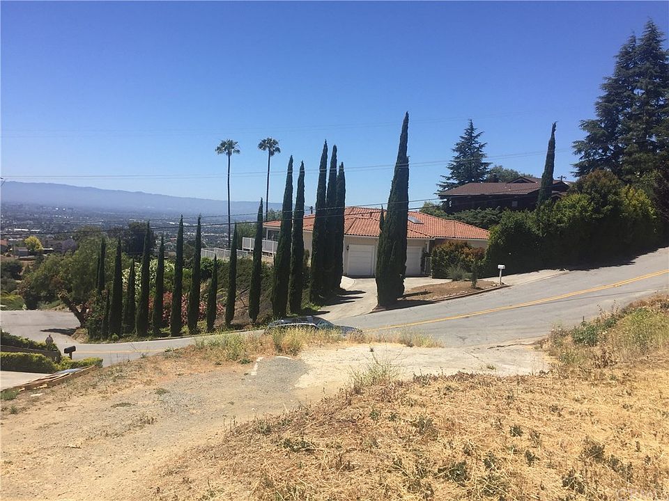 1st image of 15760 Simoni Dr