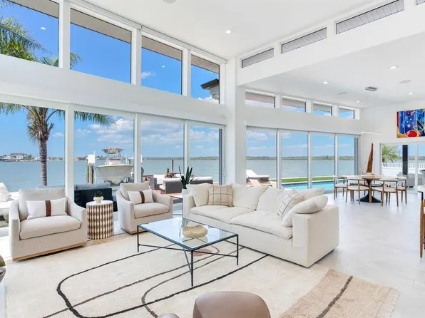 16496 Redington Dr, Redington Beach, FL 33708