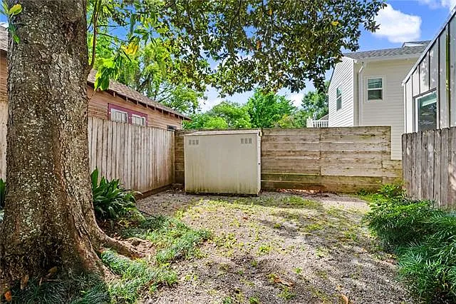7510 Zimpel St — Photo 5