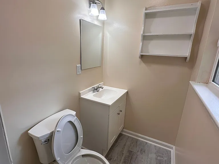 Master Half Bath