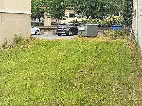 5th image of 0 SE North Bend Way