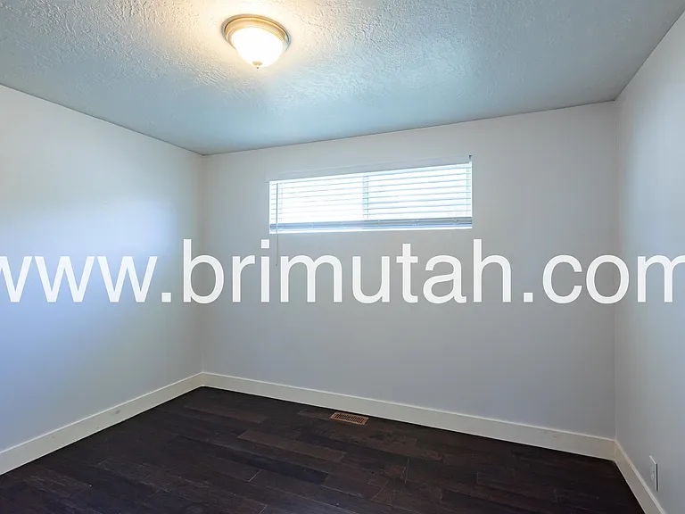 1313 E 8425 S — Photo 12