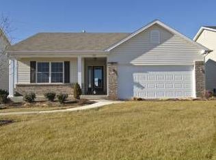 903 Sweet River Ct, Saint Paul, MO 63366
