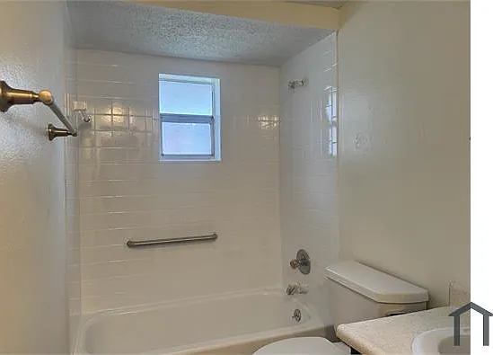 1004 Melrose St #1004 — Photo 16