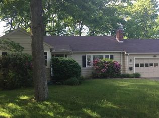65 Croft Regis Rd, Westwood, MA 02090