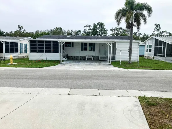 594 Black Bear Rd, Naples, FL 34113