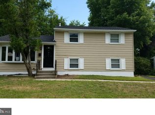 121 Robert Kennedy Rd, Lawnside, NJ 08045