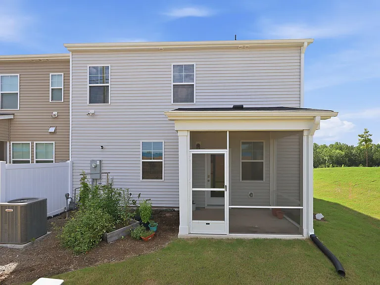 1101 Aberleigh Ln — Photo 38