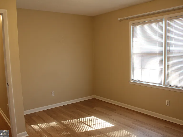 128 Sandy Way — Photo 17