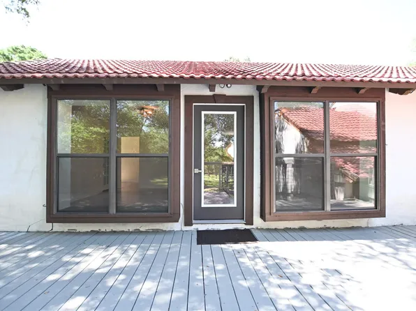 1 Lovers Ln #2, Dickinson, TX 77539