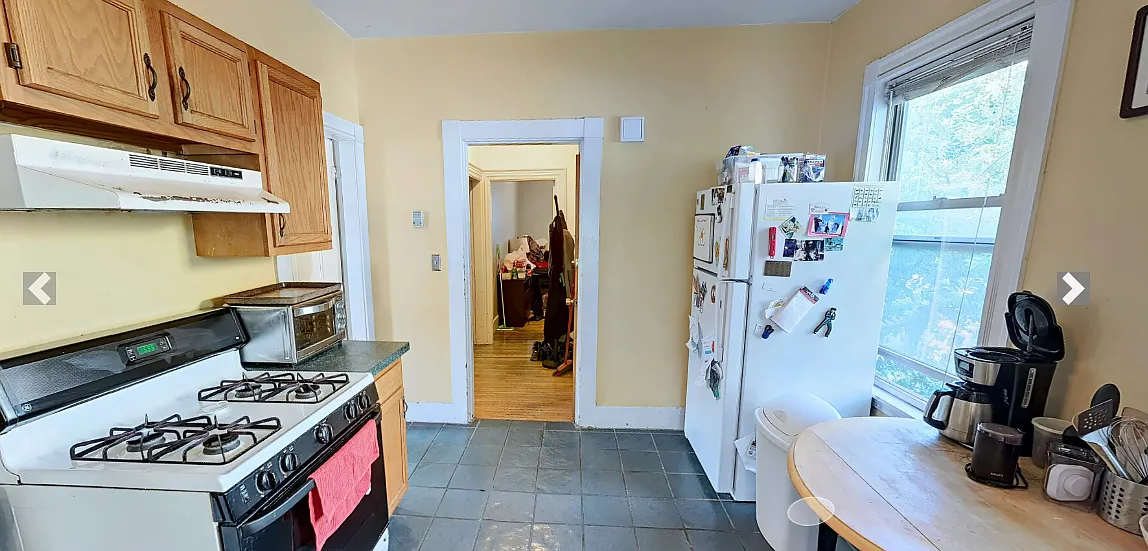 5 bed, 9999 sqft, $4,700 — Photo 4