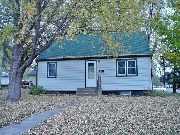 122 5th Ave S