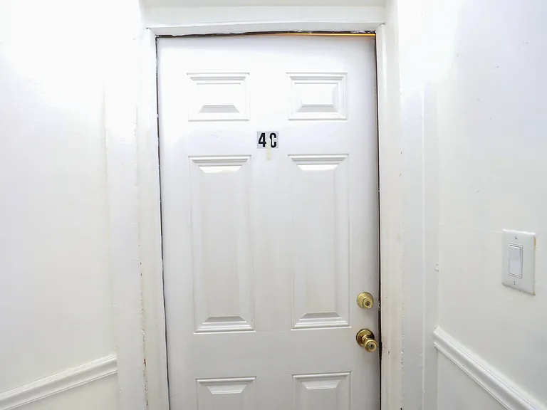 141 Saint James St #4C — Photo 2
