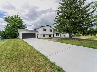 4887 Foxwynde Trl, Richmond Heights, OH 44143