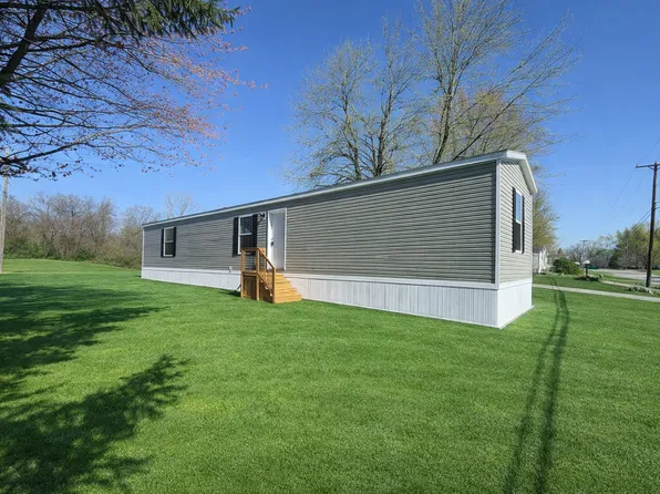 59502 Long Lake Rd #7, Colon, MI 49040