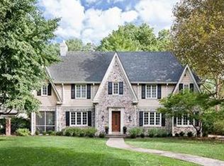 404 Westover Rd, Kansas City, MO 64113