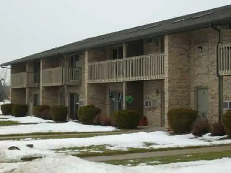 Harbour Pointe Villas — Photo 13