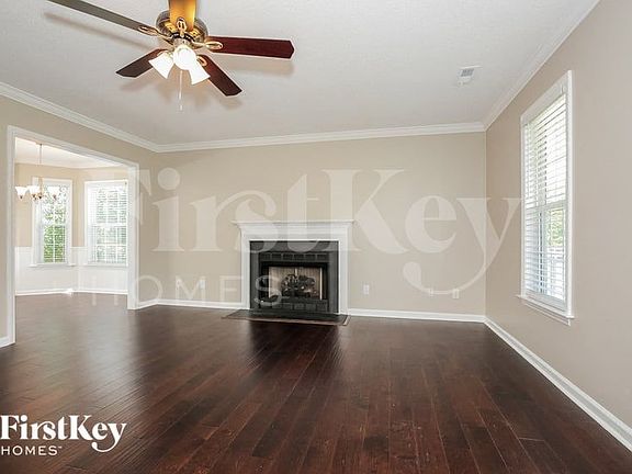 4th image of 623 Sunset Ridge Ln