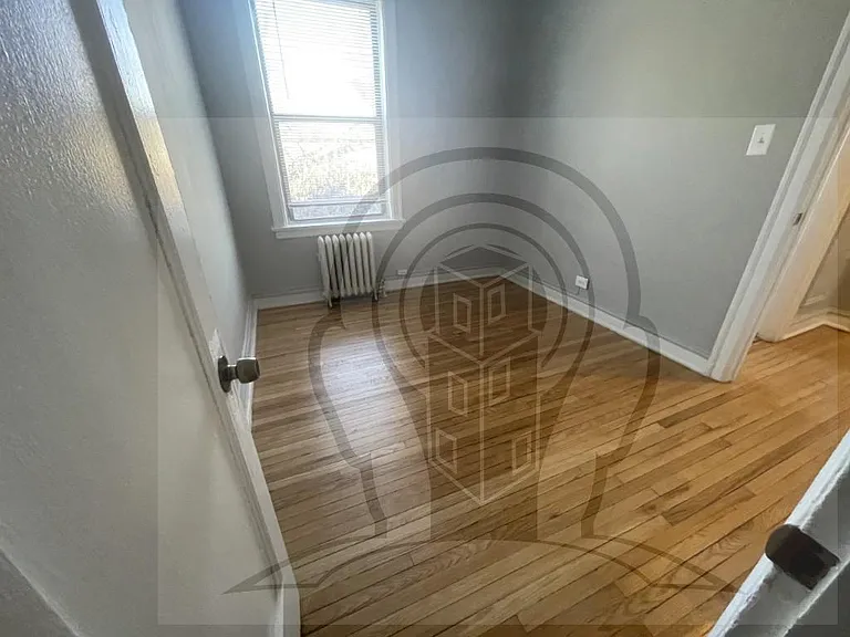 1369 W Estes Ave #1G — Photo 8