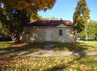 1203 Ashland Ave, Rockford, IL 61101