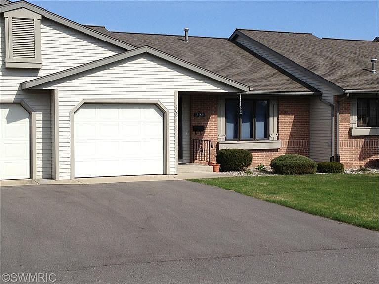 1st image of 308 Harvest Ln