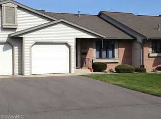 308 Harvest Ln, Holland, MI 49423