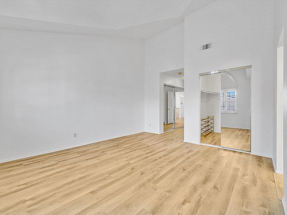 5th image of 12163 Saint Tropez Dr