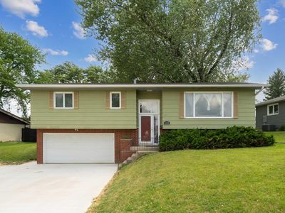 122 Park Ln, Waterloo, IA, 50702