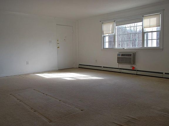 4th image of 30A Washington Park Dr APT 1