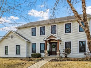 1813 Chestnut Hill Rd, Plainfield, IL 60586