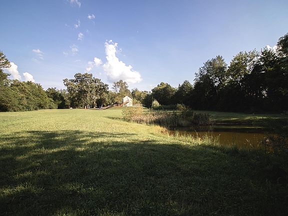 2nd image of 2707 W Beaver Creek Dr