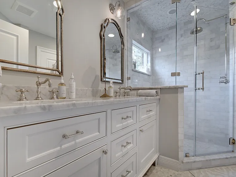 2832 San Gabriel St — Photo 13