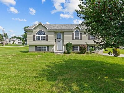 12 Tanglewood Drive, Saint Albans, VT, 05478