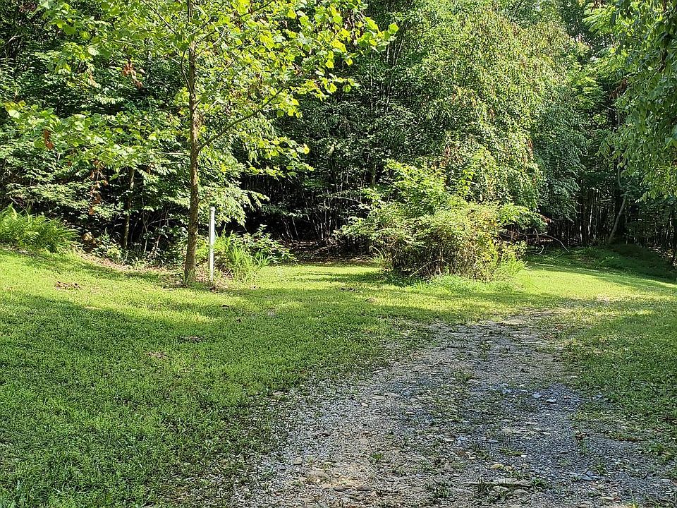 1st image of Crystal Falls Dr