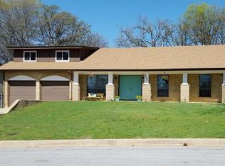 7405 Vanessa Dr, Fort Worth, TX 76112