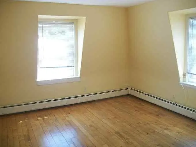 71 Dana St #6 — Photo 3