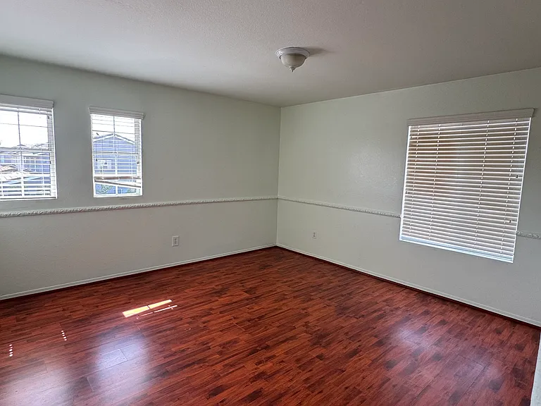 5773 Carolinas Ln — Photo 13