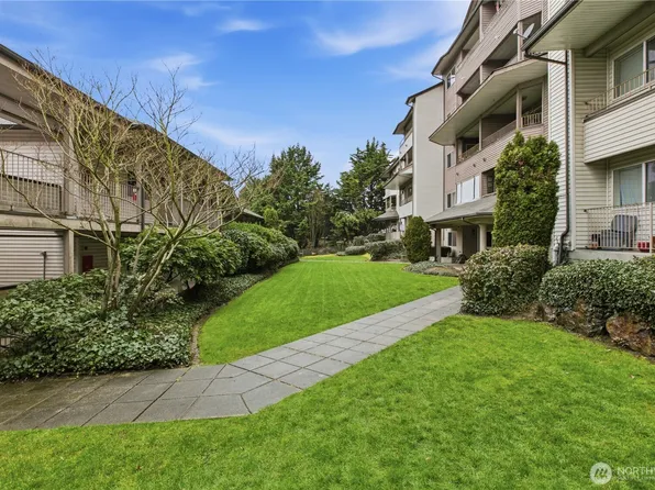 15310 Macadam Road S #A204, Tukwila, WA 98188