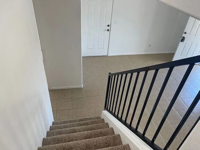 9548 Sally Ave — Photo 6