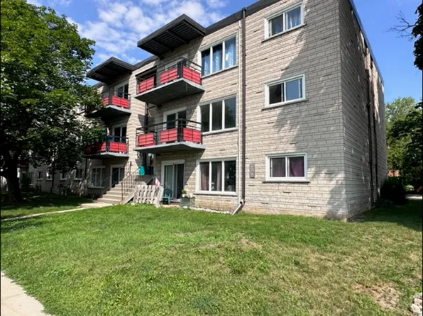 236 Louisa St #8B, Kitchener, ON N2H 5M7